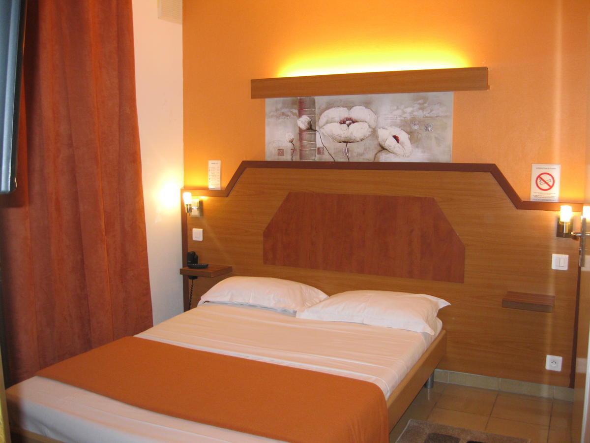 Le Nouvel Hotel Du Theatre Paris Cameră foto